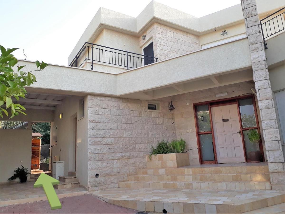 למרפסת La Balcona Lägenhet Chorazim Exteriör bild